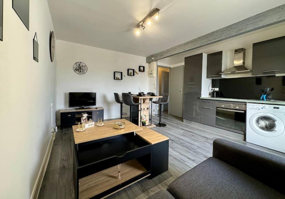Isval Wifi-Hyper Centre Cognac Apartamento Exterior foto